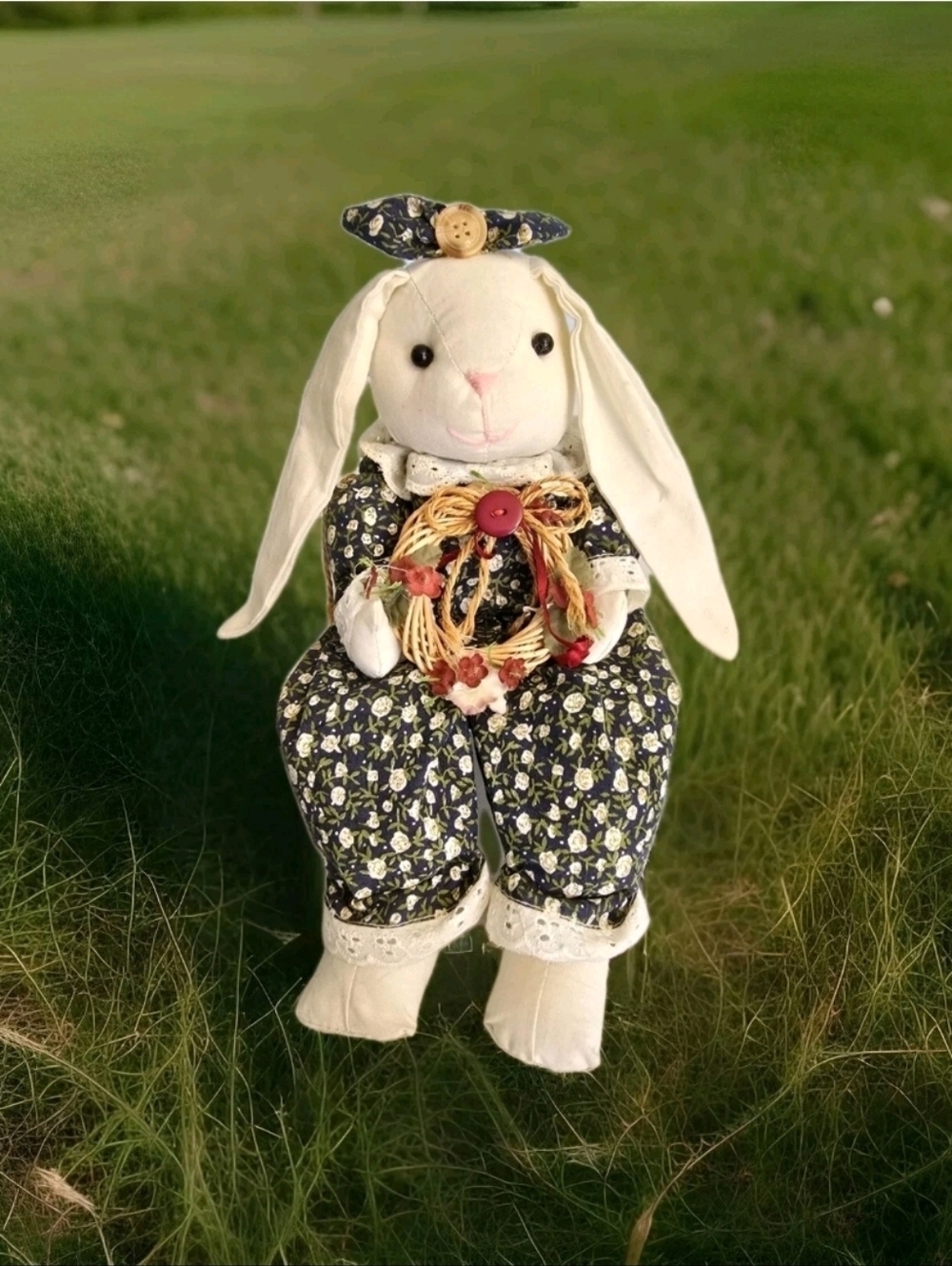 Vintage Spring Water Cookie Company Bunny Rabbit Shelf Sitter Easter Spring READ